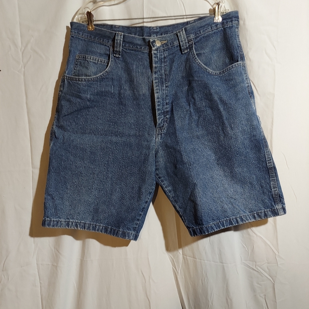 Men's jean shorts